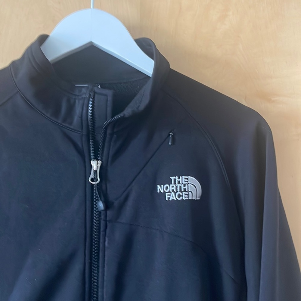 Black Authentic NorthFace Zip Up Medium
